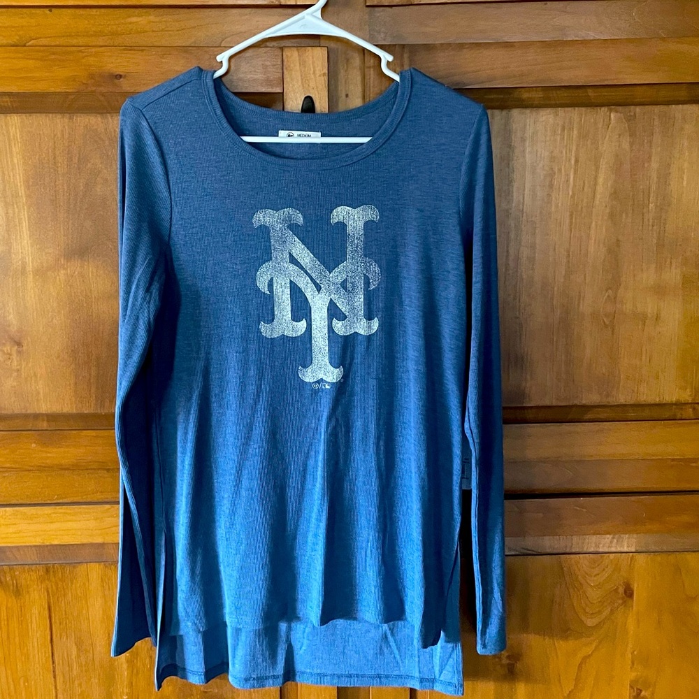 NWT - Official Major League Baseball New York METS Long Sleeve